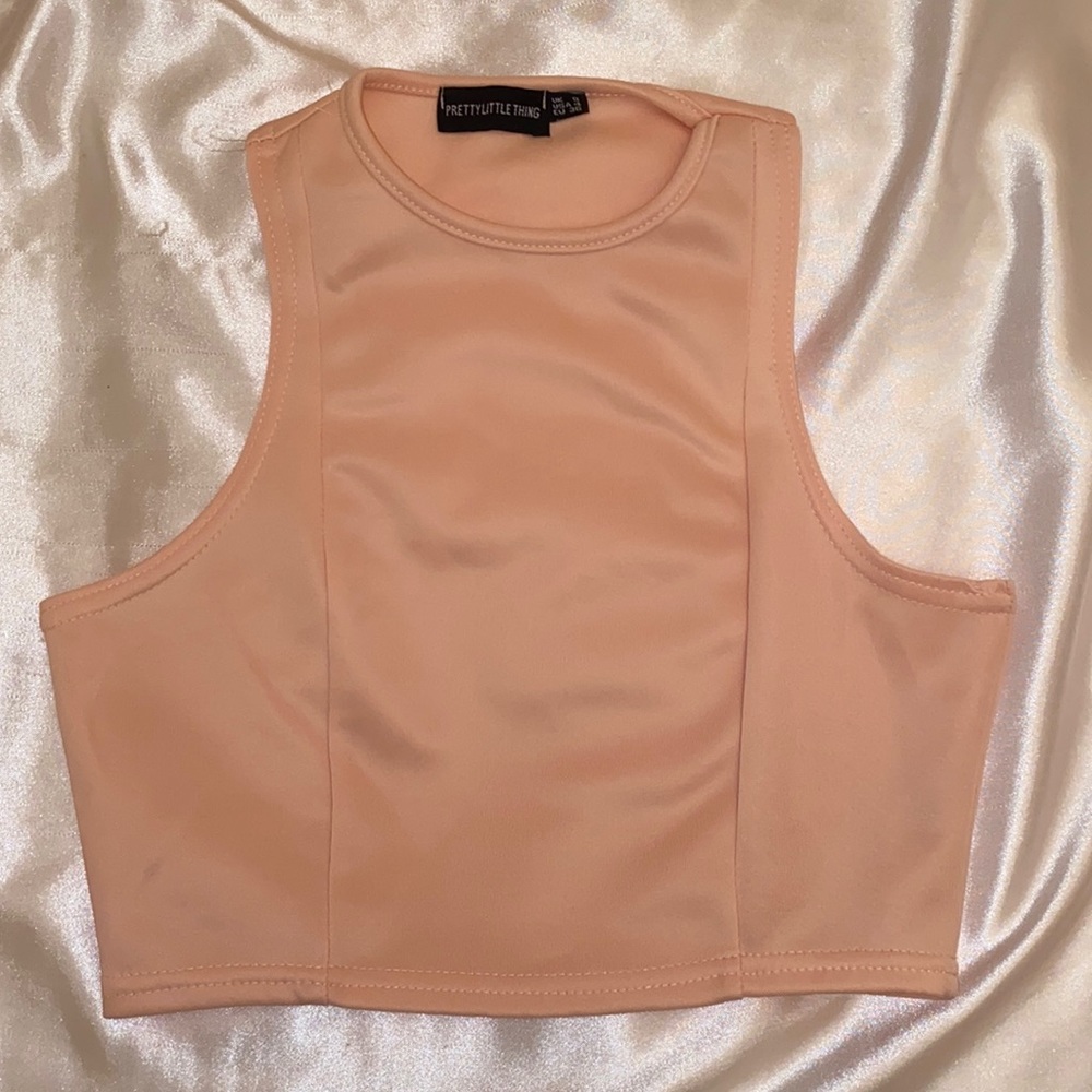 ⚡️CUTE HALTER TOP⚡️